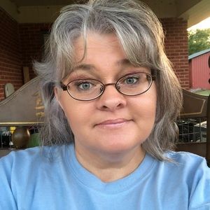 Meet your Posher, Teresa